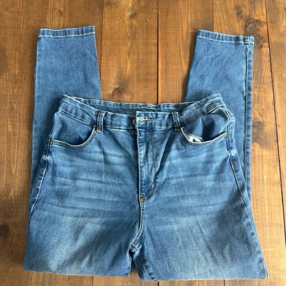 No Boundaries Medium Wash Denim Skinny Jeans - Picture 1 of 8